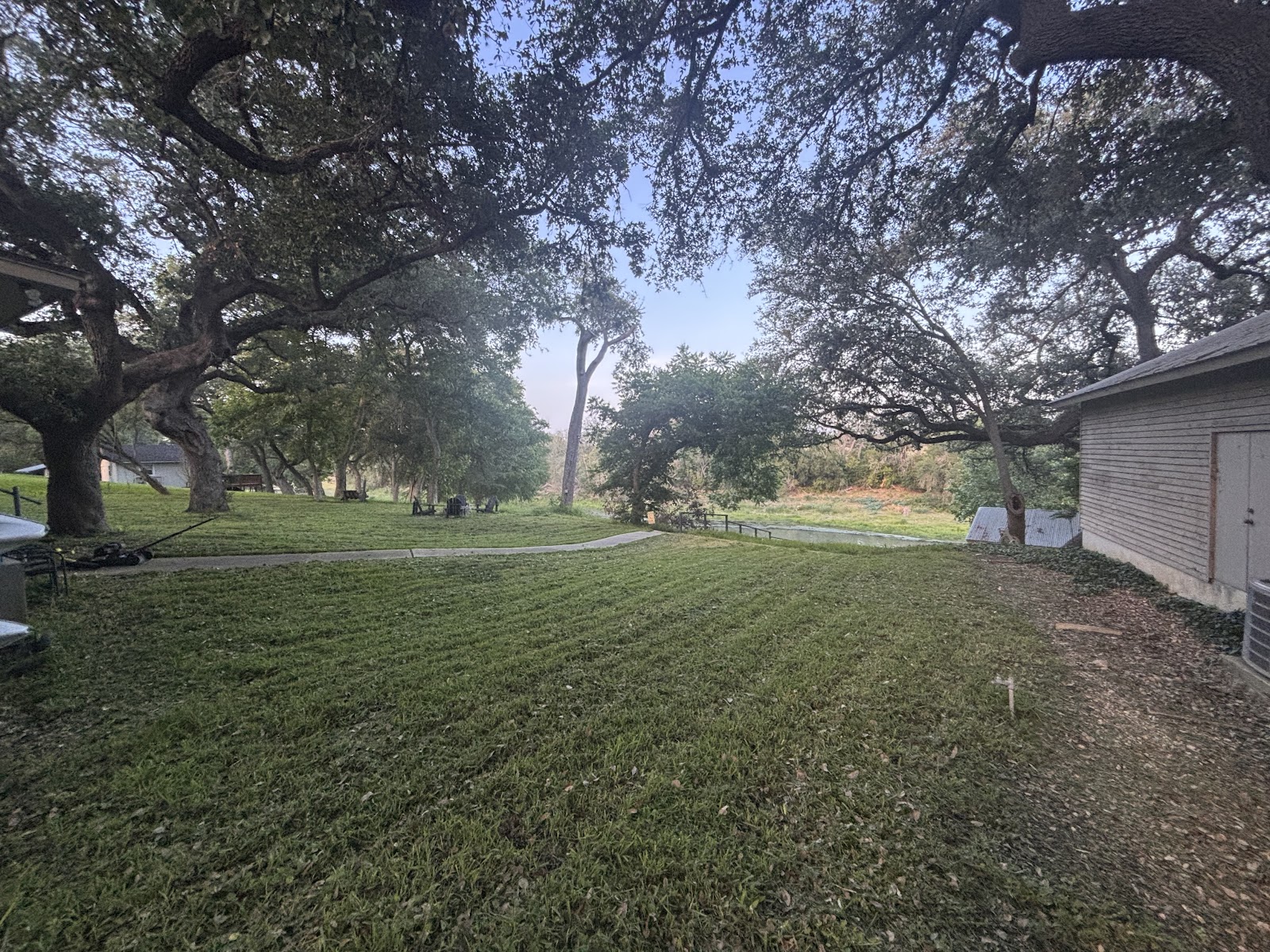 Garza landscape and junk removal at work